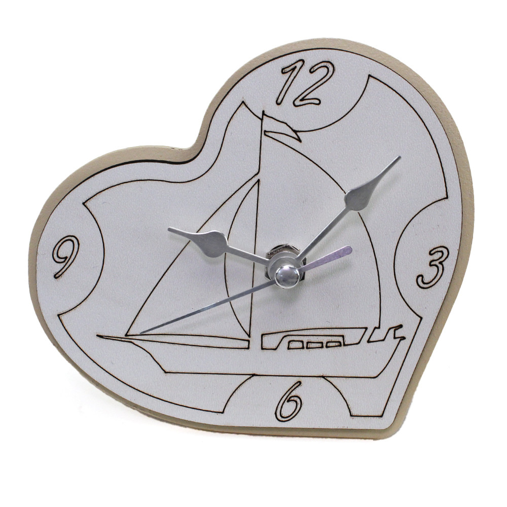 Orologio Cuore con Barca a Vela Mare Marinaio inciso in legno Nozze Battesimo Comunione da Scrivania