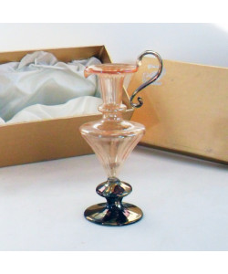 Anfora in vetro soffiato