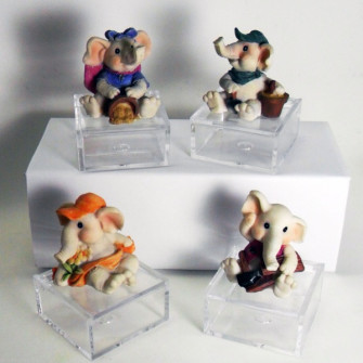 Scatoline con elefantini portafortuna