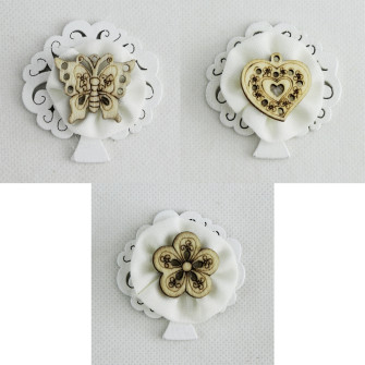 Calamita Albero della Vita in legno con Fiocco e Fiore Farfalla Cuore Confettatta