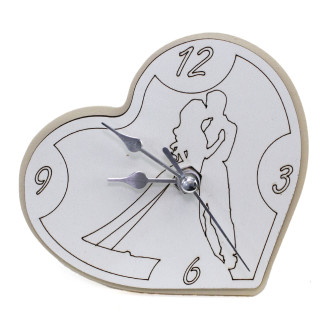 Orologio Cuore con Coppia Sposi inciso in legno per Nozze Matrimonio da Scrivania