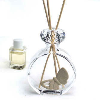 Profumatore in Cristallo con Farfalla Cuoricino Butterfly Nozze Battesimo Comunione in Resina Diffusore per Ambienti Profumo