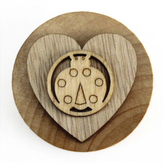 Apri Bottiglie Apribottiglie con Calamita Moderno Design Tondo in Legno + Scatolina in Bambù Cuore e Coccinella Portafortuna