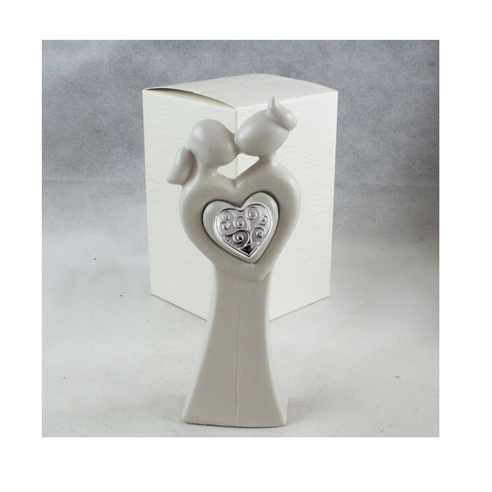 Scultura Coppia Innamorati A Cuore - Decorazione Moderna In Ceramica Bianca, Regalo Romantico - Foto 4